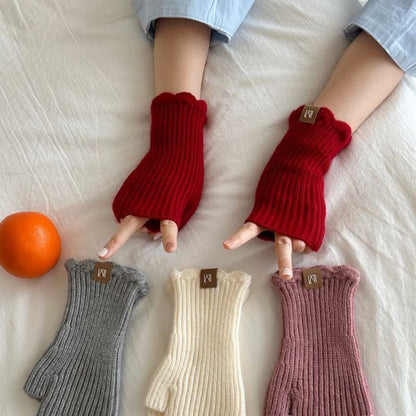 Applique Fingerless Knit Gloves Lettering