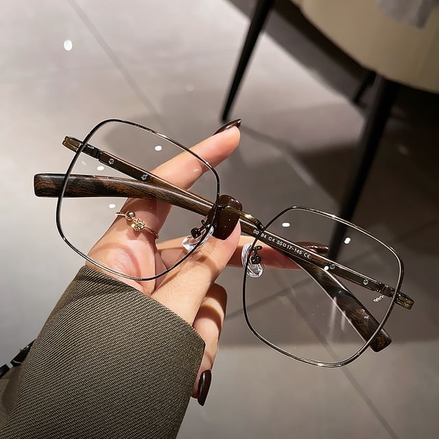 Glasses Square