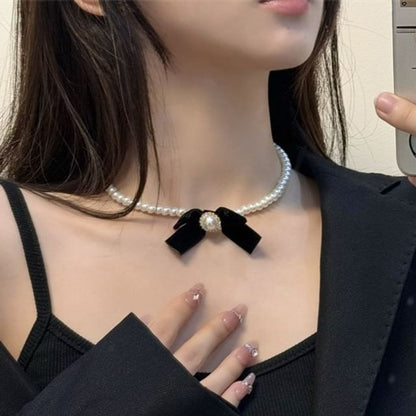 Necklace Pearl Velvet Bow Faux