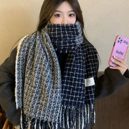 Fringe Plaid Scarf