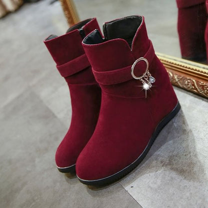 Hidden-Wedge Short Boots Snow