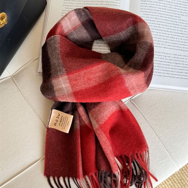 Lettering Applique Wool Plaid Fringed Scarf