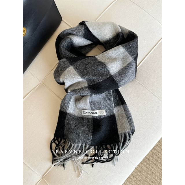 Lettering Applique Wool Plaid Fringed Scarf