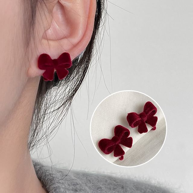 Velvet Clip-On Bow Earring