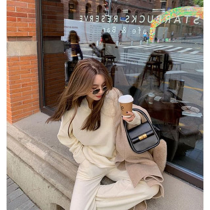 Wide T-Shirt Set: Two-Tone Neck Leg Pants Crew Waist Long-Sleeve + High