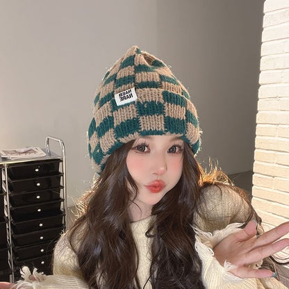 SampleLettering Applique Checker Knit Beanie