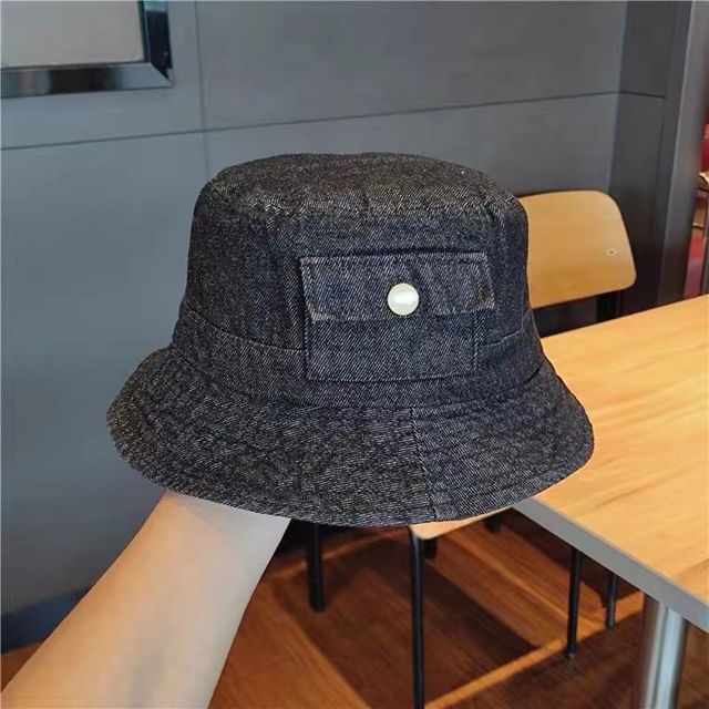 Pocketed Hat Bucket