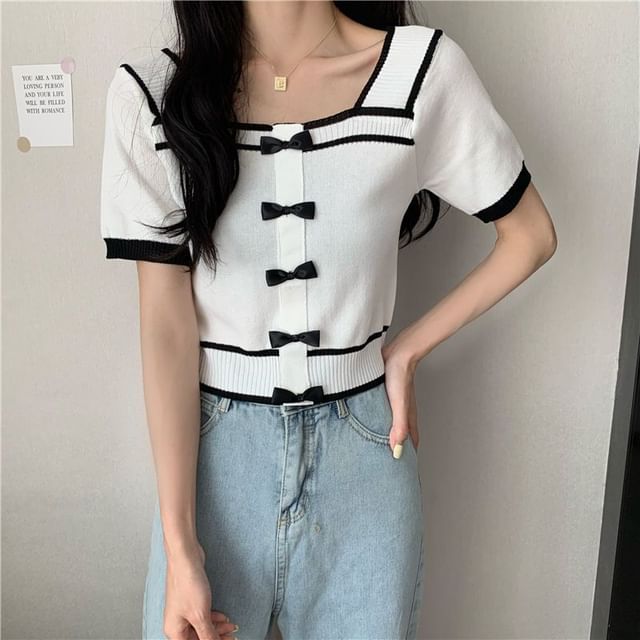 Square Neck Short-Sleeve Top Bow Knit