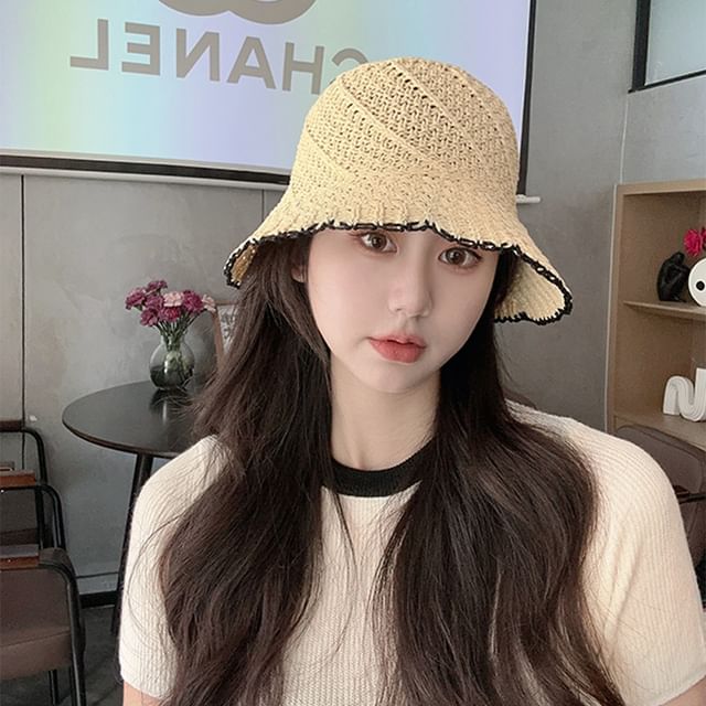 Sample Contrast Trim Woven Bucket Hat