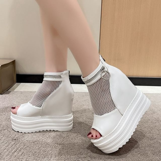 Sandals Platform Wedge Hidden Mesh