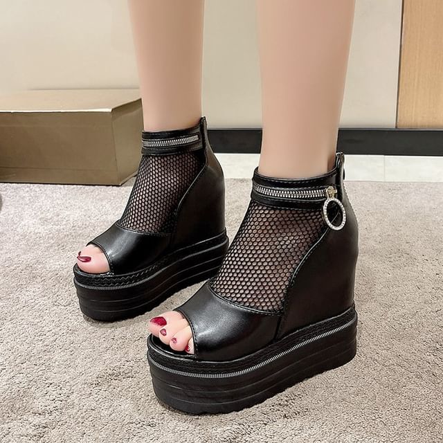 Sandals Platform Wedge Hidden Mesh