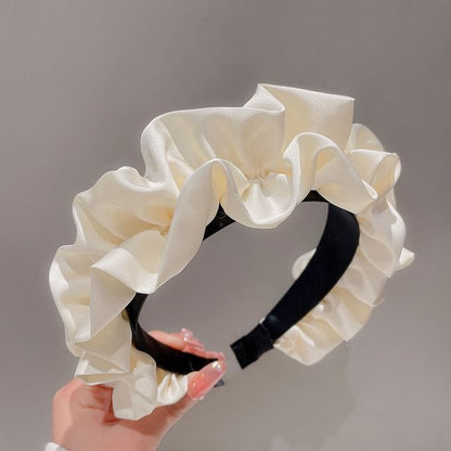 Band Ruffle Hair