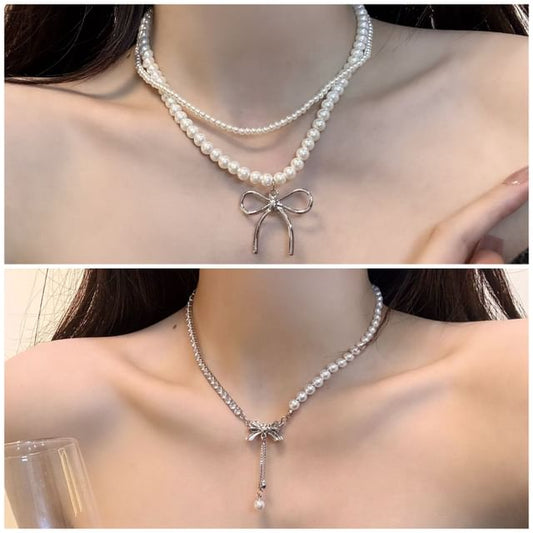 Wholesale Sample Bow Pendant Faux Pearl Necklace