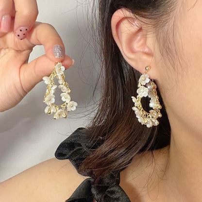 Pearl Faux Fringed Earring Floral Hoop