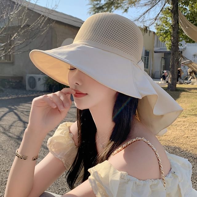 Bow with Neck Sun Hat Flap