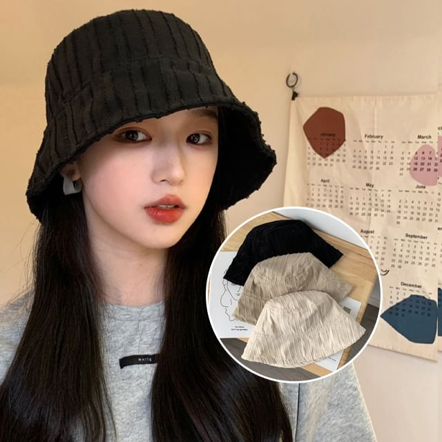 Frayed Bucket Hat Plain