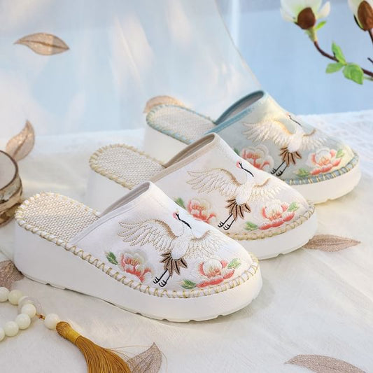Heel Embroidered Mules Wedge