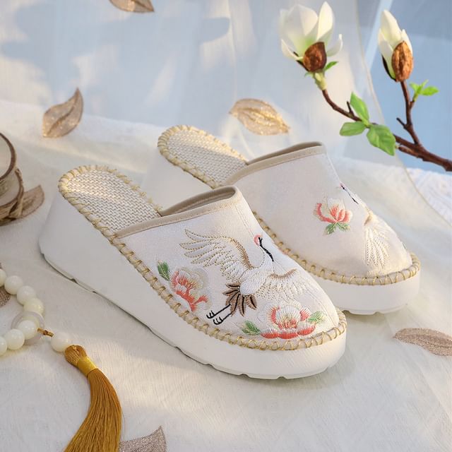 Heel Embroidered Mules Wedge