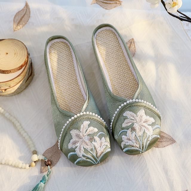 Flats Embroidered Textile