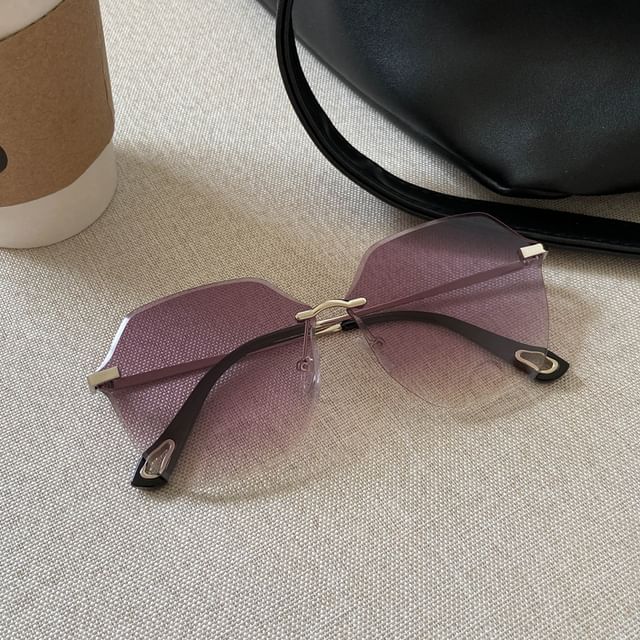 Sample Geometric Frame Oversized Sunglasses