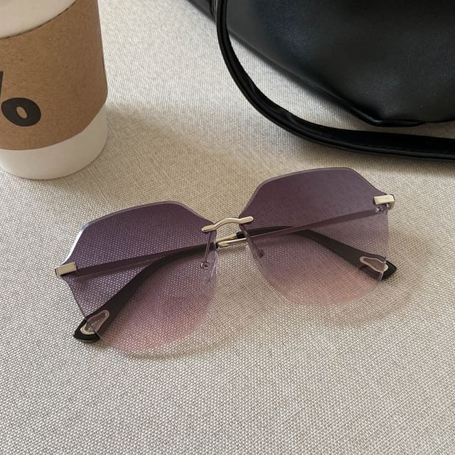 Sample Geometric Frame Oversized Sunglasses