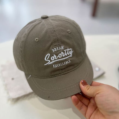Lettering Cap Brim Short Embroidered