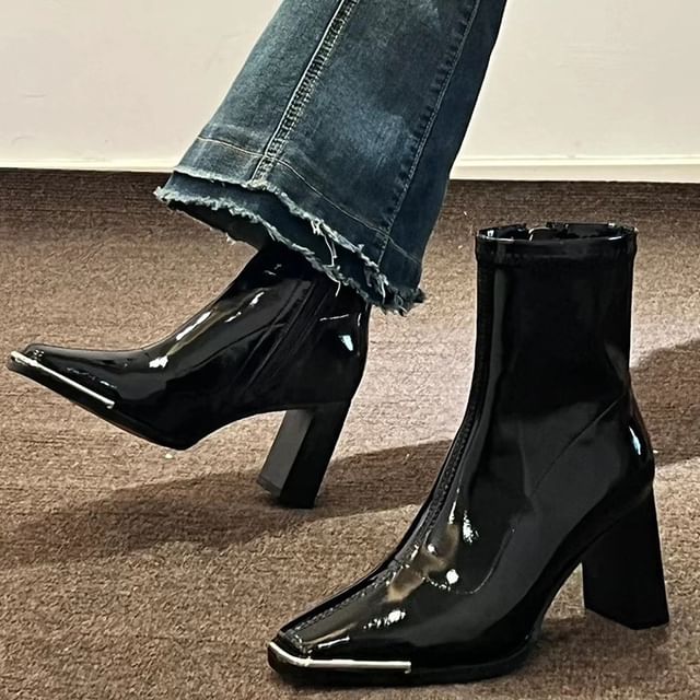 Sample Chunky Heel Plain Zip-Up Patent Leather Short Boots