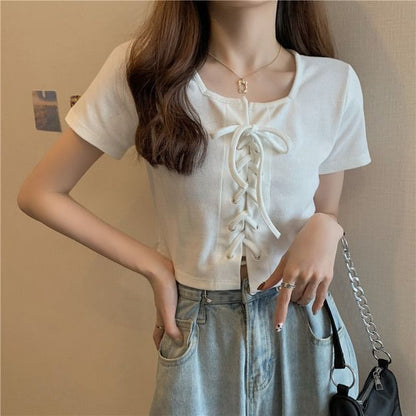 Up Lace Neck Square Plain Short-Sleeve Top