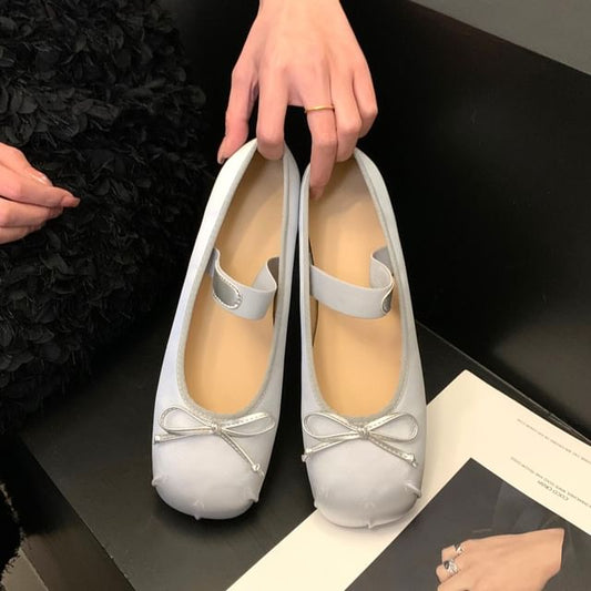 Jane Flats Toe Bow Mary Square