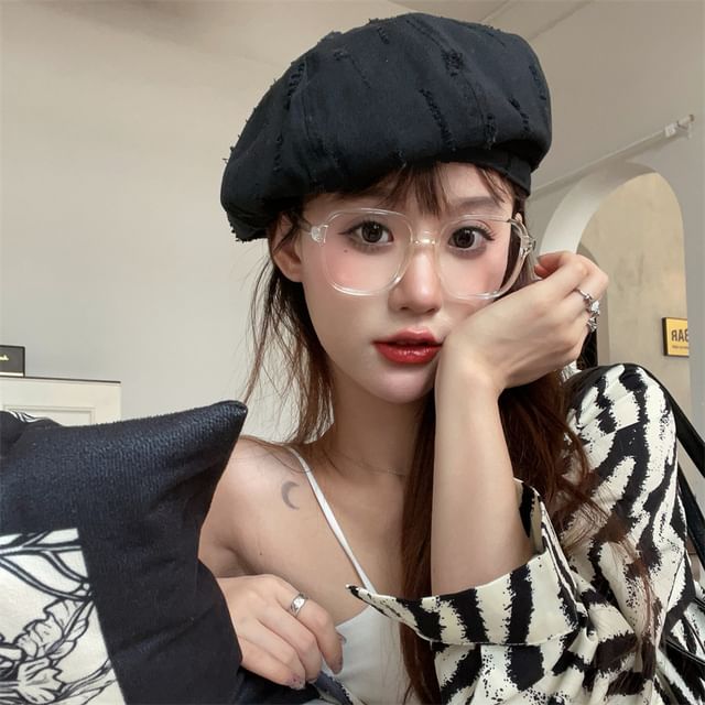 Plain Distressed Beret