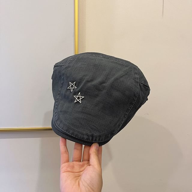 Flat Cap Studded Star