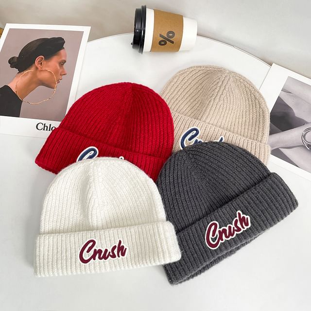 Applique Beanie Lettering Knit