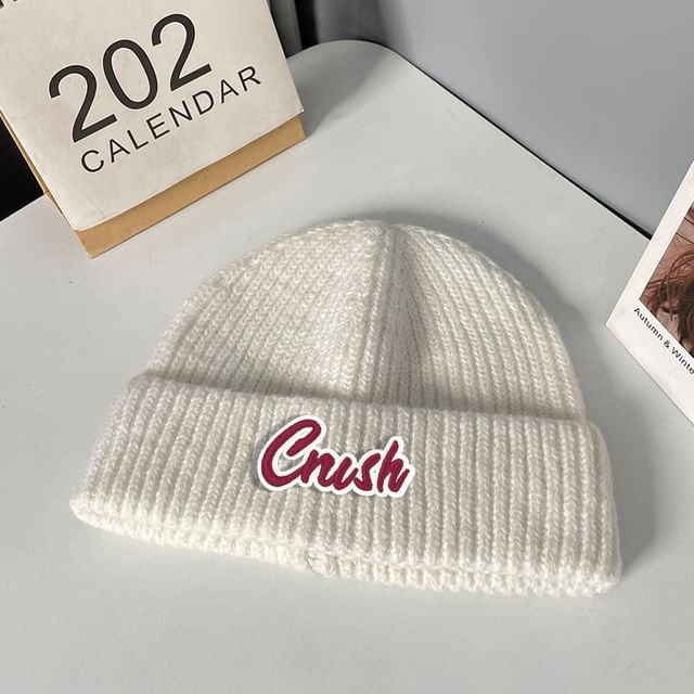 Applique Beanie Lettering Knit