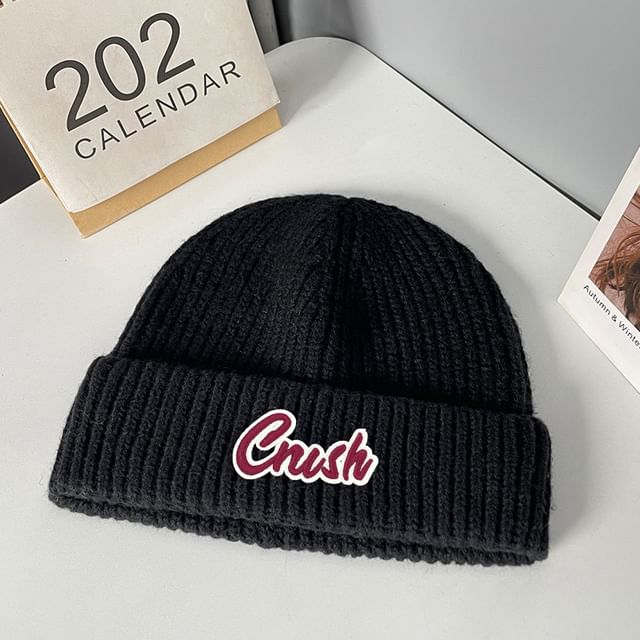 Applique Beanie Lettering Knit