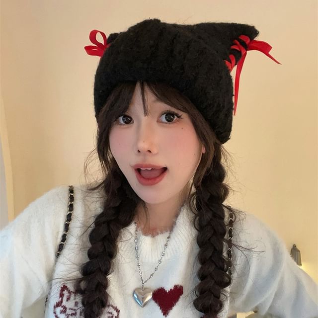 Beanie Knit Lace Up
