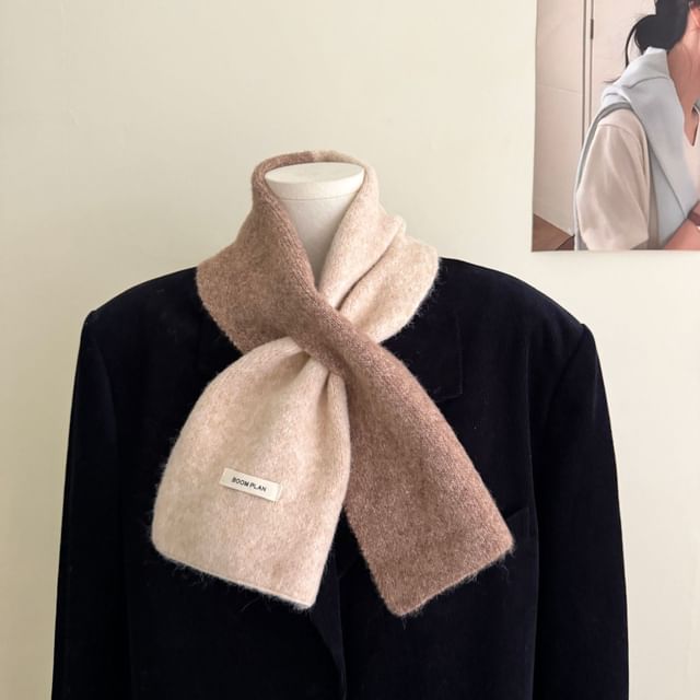Two-Tone Knit Scarf