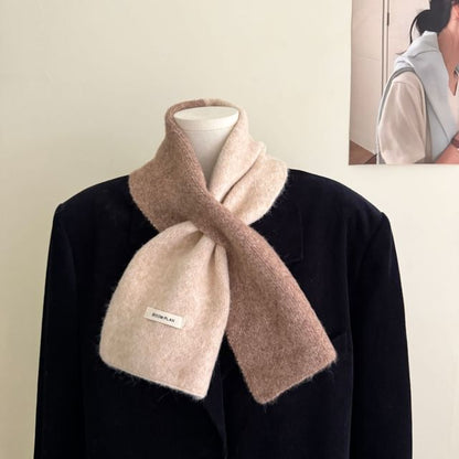 Two-Tone Knit Scarf