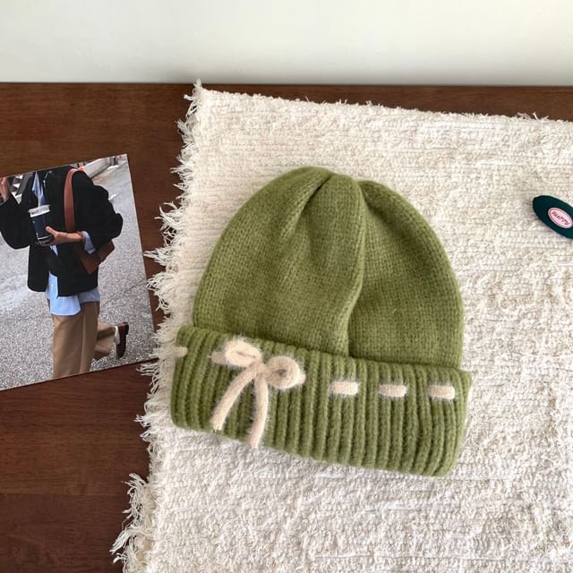 Knit Beanie Bow