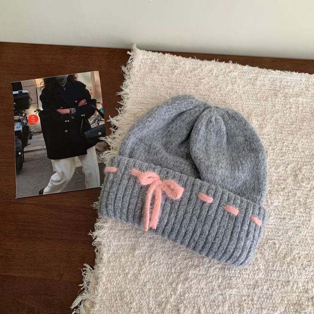 Knit Beanie Bow