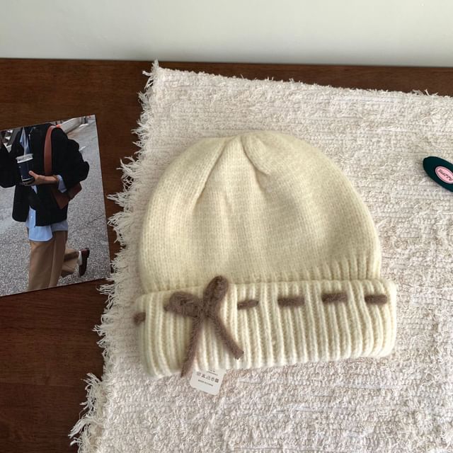 Knit Beanie Bow
