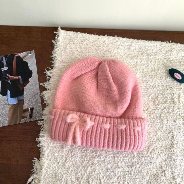 Knit Beanie Bow