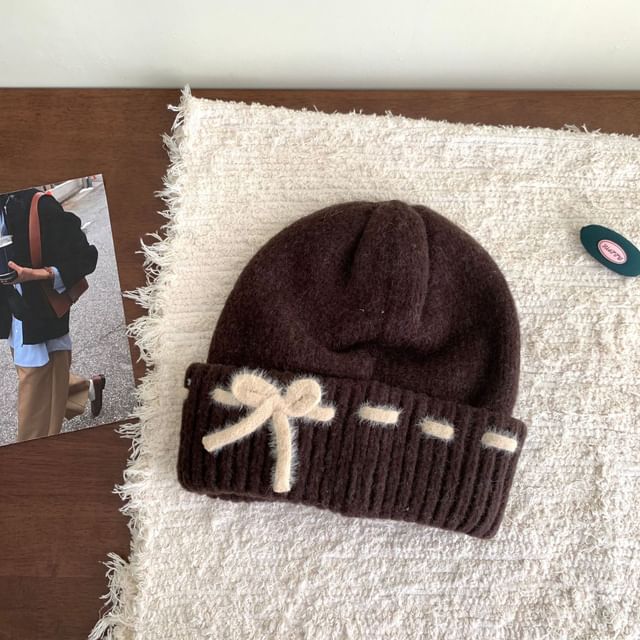 Knit Beanie Bow