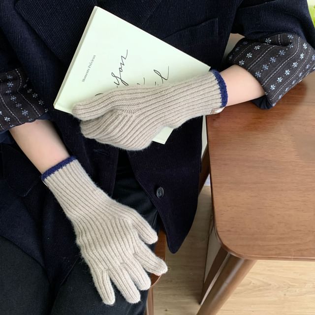 Knit Gloves Touchscreen Two-Tone