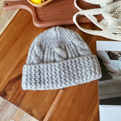 Beanie Knit Cable Plain