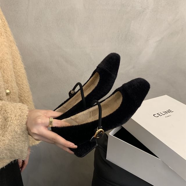 Sample Low Heel Plain Mary Jane Pumps