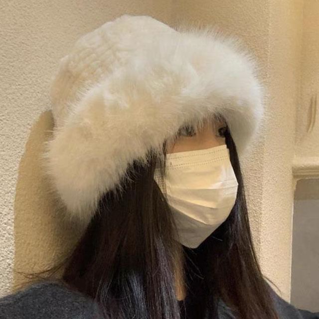 Fluffy Hat Panel / Bucket Plain