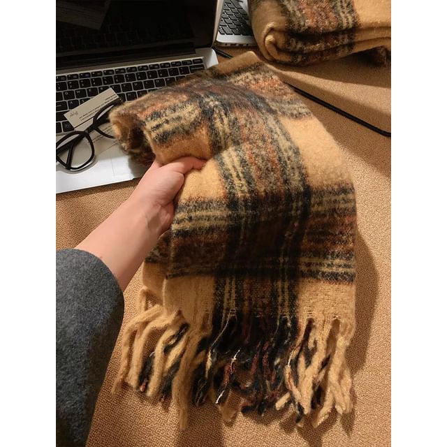 Plaid Applique / Dog Scarf