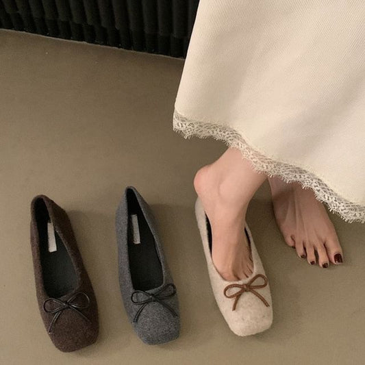 Sample Square Toe Bow Accent Flats