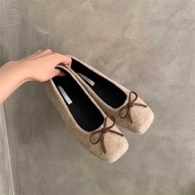 Sample Square Toe Bow Accent Flats