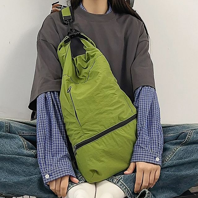 Plain Sling Nylon Bag